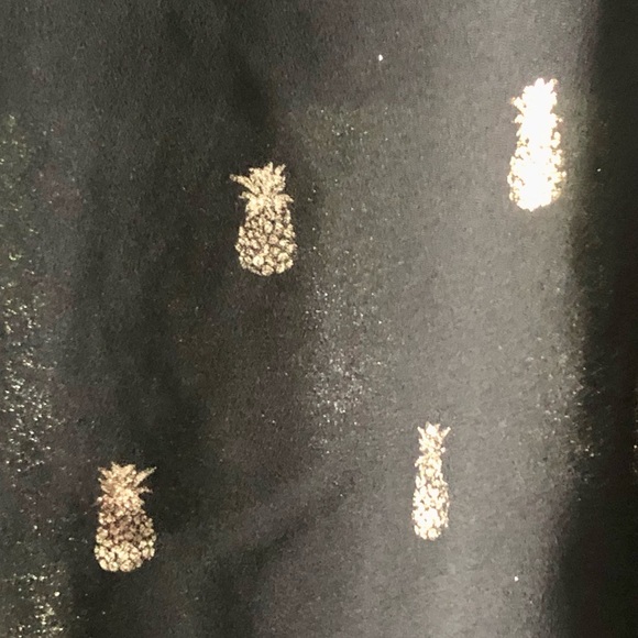 Navy Blue with Gold Pineapples Top by c&e, Size 2X - Picture 3 of 4